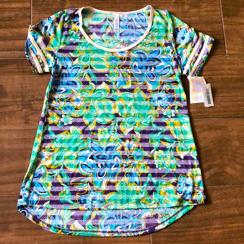 Lularoe Classic Tee